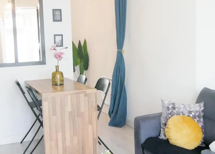 Joli Dans Le Centre De بريست